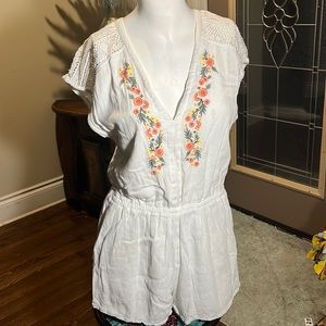 Abercrombie and fitch white romper